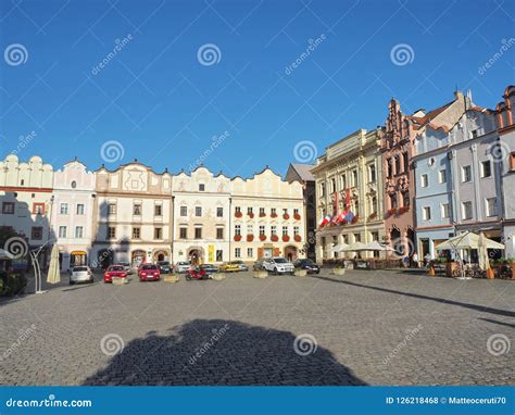 Pardubice República Checa Las Fachadas De Los Edificios Históricos En