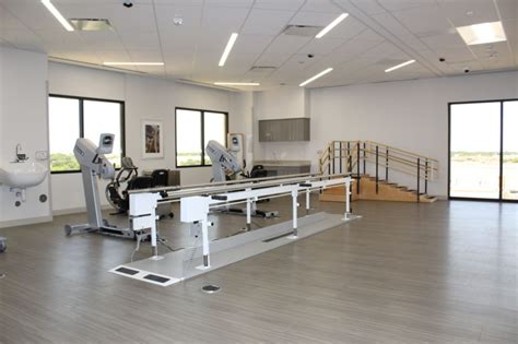 Arlingtons Medical City Celebrates New 12m Rehab Unit Prepares For