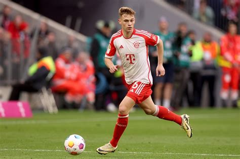 Bayern Munichs Kimmich Considering Arsenal Transfer