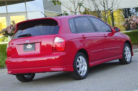 Kia Spectra II 2004 - 2008 Hatchback 5 door :: OUTSTANDING CARS