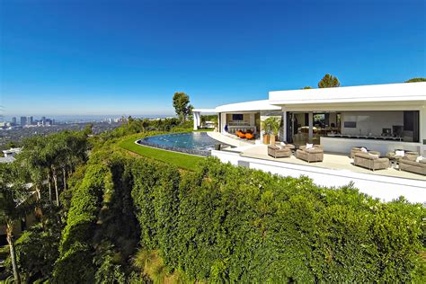 Luxury Residence 1181 North Hillcrest Rd Beverly Hills Ca Usa