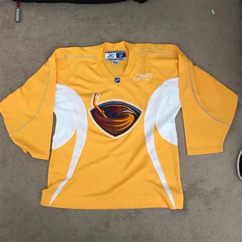 Reebok Atlanta Thrashers Practice Jersey Yellow Large | SOLD | Hockey ...