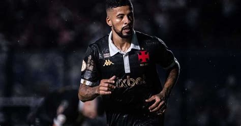 Queda De Rendimento De Paulinho Preocupa O Vasco Entenda Os Motivos