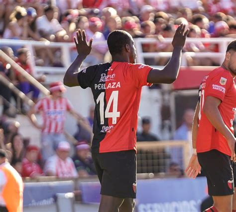 Baldomero Perlaza Convirtió Su Primer Gol En Colón Muy Contento Y Más En Un Clásico Radio Gol