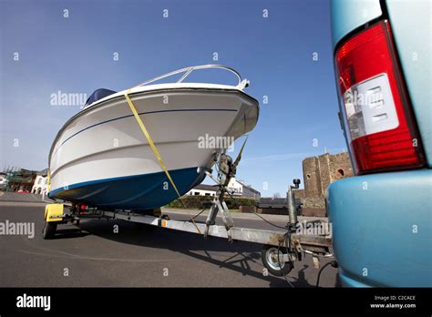 Towing Boat Hi Res Stock Photography And Images Alamy