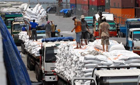 BERAS IMPOR ANTARA Foto