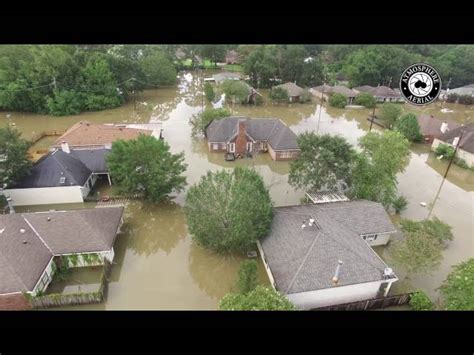 Louisiana Flood Of 2016 Watch Aerial Video Of Flooding In Baton Rouge