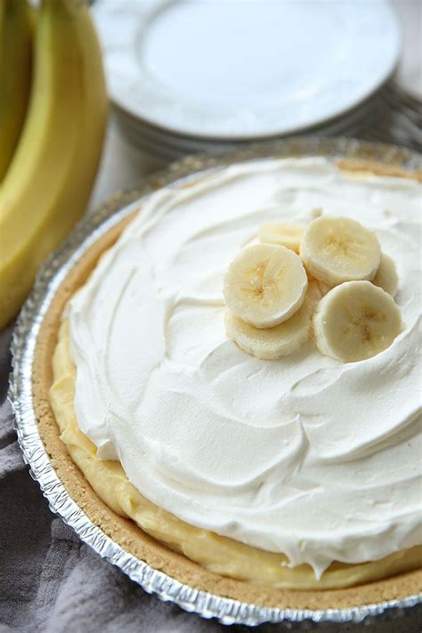 Easy No Bake Banana Cream Pie ~ Banana