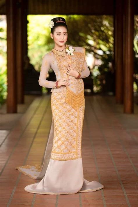 「burmese Traditional Wedding Dress Designs」おしゃれまとめの人気アイデア｜pinterest｜sheila