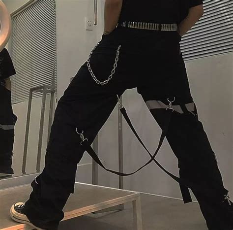 Pin By Clp Streetwear Techwear On Black Cargo Pants Fashion