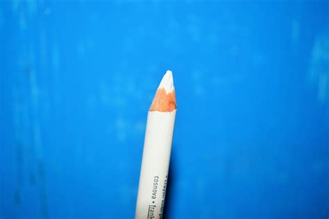 Essence White Kajal Pencil Review And Swatches High On Gloss