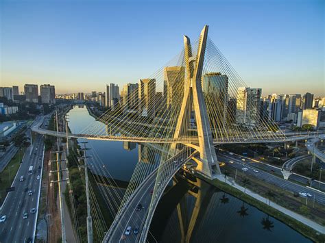 Presente e futuro das cidades maior metrópole das Américas São Paulo