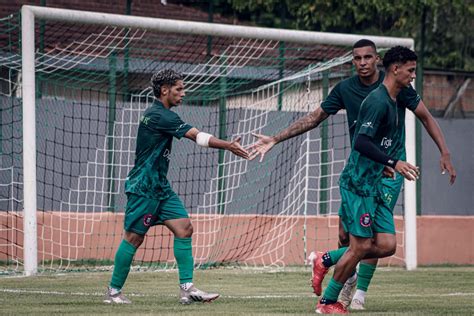 Parintins Goleia Em Amistoso Preparat Rio Para A Disputa Do Campeonato