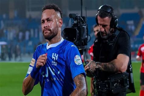 تقارير تكشف حقيقة فسخ عقد نيمار مع الهلال السعودي يلاكورة