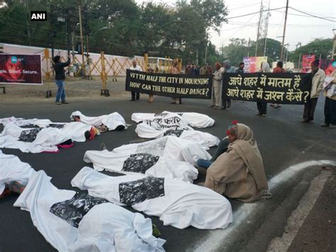 33 Yrs On Bhopal Gas Tragedy Survivors Still Await Adequate Payout