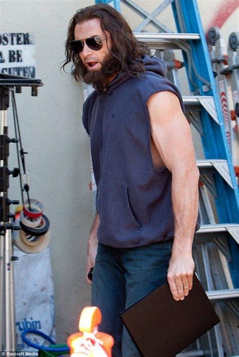 Hugh Jackman Aparece Em Novas Imagens Dos Sets De The Wolverine