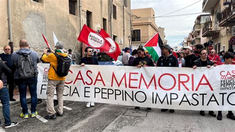 Da Terrasini A Cinisi Per Non Dimenticare Peppino Impastato Migliaia