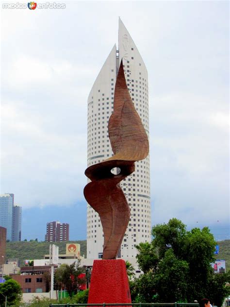 Escultura Que Recuerda El Paso Del Hurac N Gilberto En