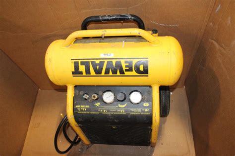 DeWalt 4 5 Gallon Air Compressor Property Room