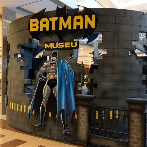 Gr Tis Museu Do Batman Traz Ca A Aos Vil Es Encontro Batman E