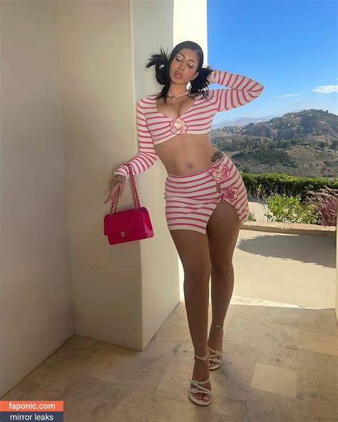 Kali Uchis Aka Kaliuchis Nude Leaks Onlyfans Photo Faponic