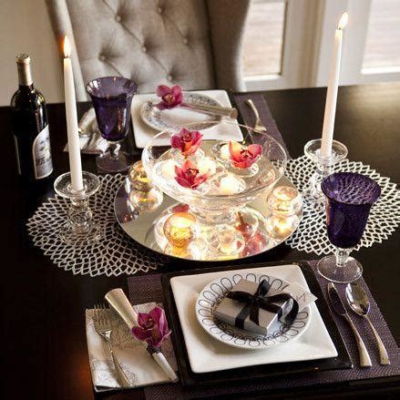 Romantic Dinner Table Ideas for Setting and Decoration | Founterior