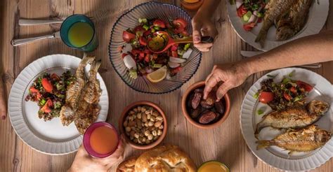 Healthy Eating Tips For Those Who Fast During Ramadan Food Ramzan