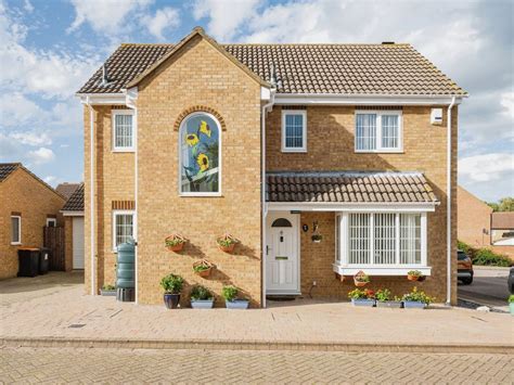 4 Bed Detached House For Sale In Ely Way Kempston Bedford