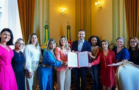 Eduardo Leite Sanciona Lei De Fomento Ao Empreendedorismo Feminino No RS