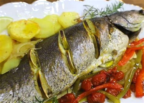 Receita de Corvina no Forno Receitas de Culinária TV