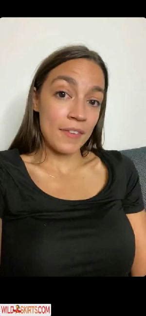 Alexandria Ocasio Cortez AOC Nude Instagram Leaked Photo 77