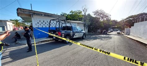 Hallan Cuatro Cuerpos En Una Camioneta En Playa Del Carmen Se Presume