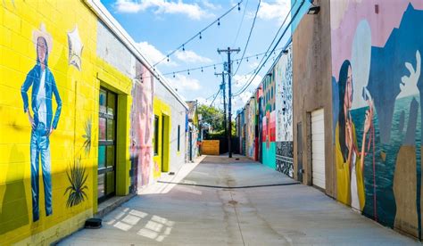 Alleyways And Art Unveiling Street Murals In Lesser Known Texas Towns