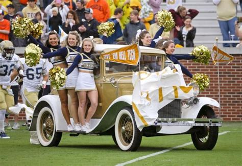 College Football Week 8 In Photos Georgia Tech Football Bobby Dodd