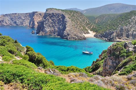 Cala Domestica Dove Si Trova E Come Arrivare