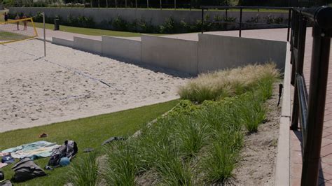 Bosch Beton Retaining Walls As Partition And Noise Barrier At Theme Park