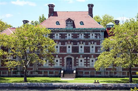 James And Karla Murray Photography Off Limits Ellis Island Hospital