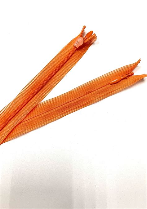 Молния японская потайная YKK 25 см, оранжевая, апельсиновая молния ...