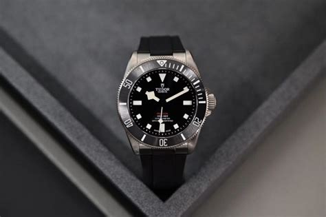 The Tudor Pelagos In Depth Review Luxurywatch