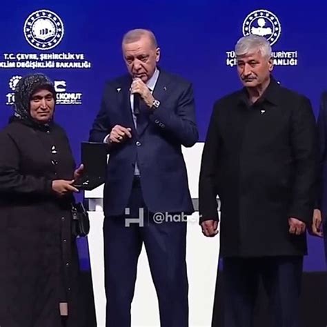 Erdoğandan depremde evladını kaybeden anneye Ne kadar güzel dua ettim