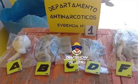 En un allanamiento por robo la policía halló drogas y demoró a una