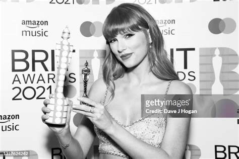 Taylor Swift Brit Awards Fotografías E Imágenes De Stock Getty Images