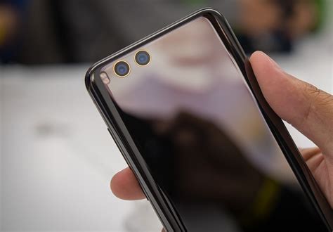 Xiaomi Mi 6 оказался значительно крепче предшественника | gagadget.com