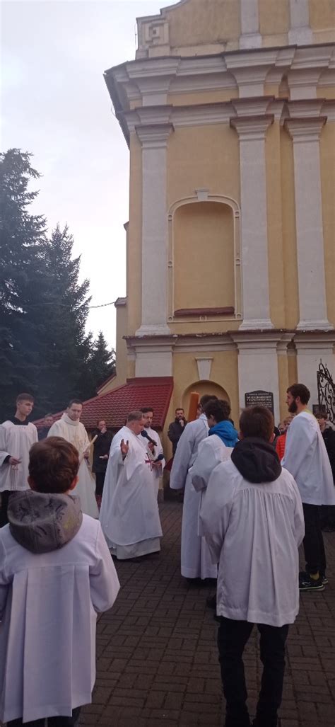 Wielka Sobota Parafia Matki Bożej Szkaplerznej