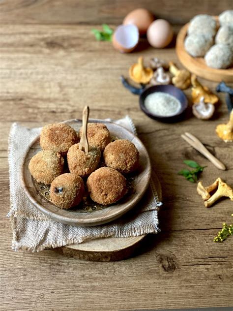 Croquetas Con Setas Cremosas Y Jugosas