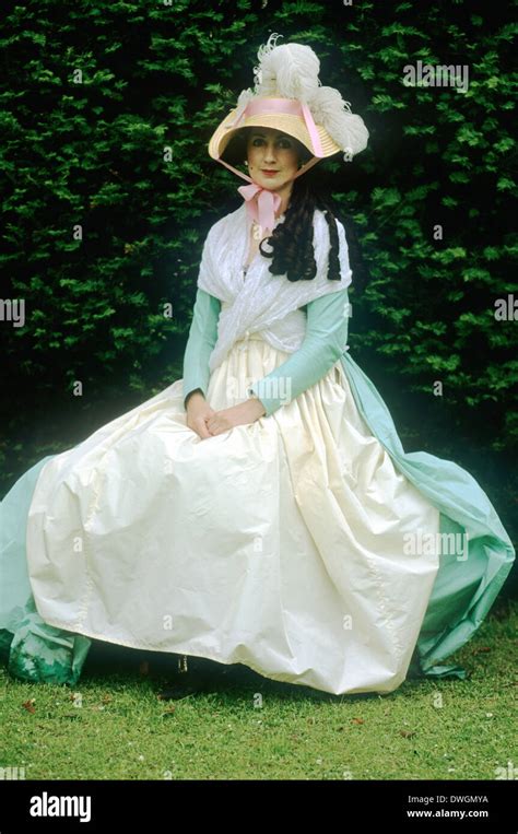 English Gentry Lady 1780 Fashion Costume Historical Re Enactment