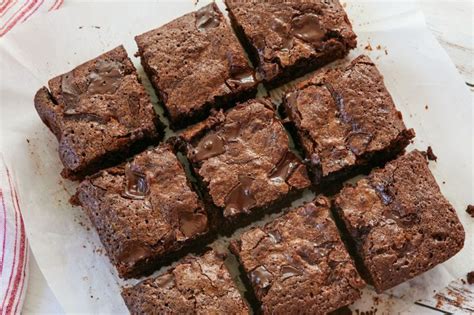 The Secret To Crinkle Top Brownies Gemmas Bigger Bolder Baking