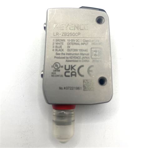 Keyence Lr Zb Cp Distance Based Laser Sensor New Ebay