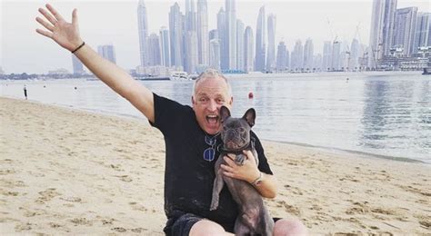 Zien Gordon Eindelijk Herenigd Met Hondje Toto In Dubai