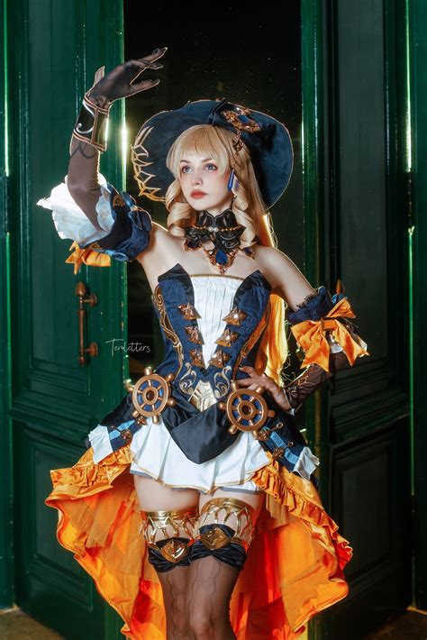 Karina Salakhutdinova Women Orange Clothing Cosplay Dress Doorways